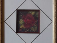 Cadre doré losange "rose rouge" anonyme  L25 H25